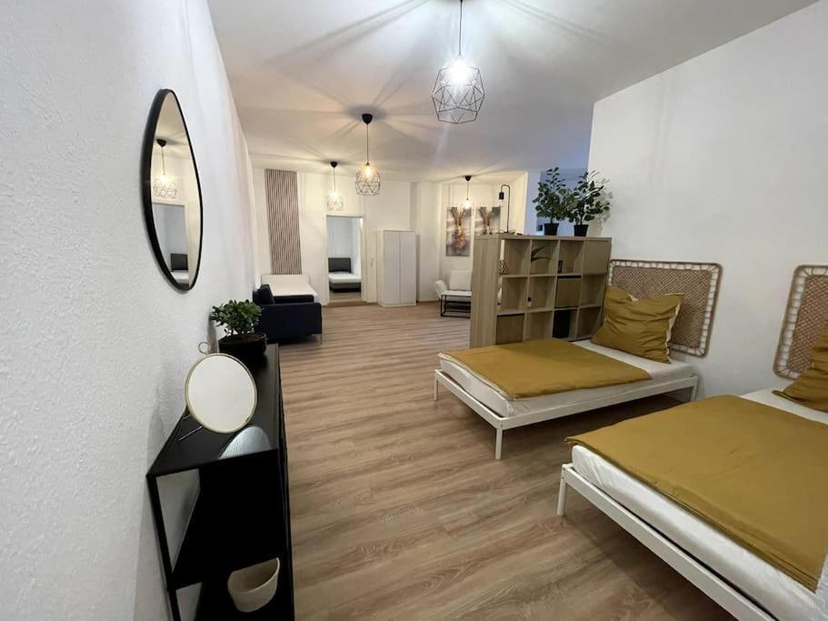 150Qm - 5 Rooms - Free Parking - Mallibase Apartments Hanovra Exterior foto